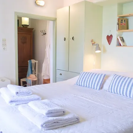 Amaryllis House فيلة فيسكاردو